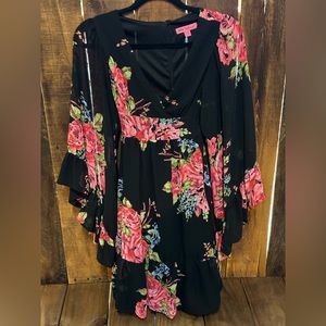Betsy Johnson Black Floral Bell Sleeve Kimono Bambi Boho Mini Dress Size 4